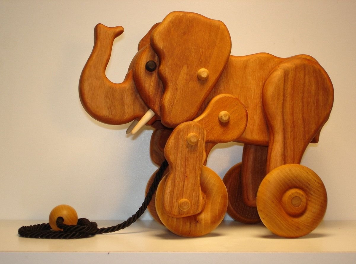 Самодельные животные. Деревянные игрушки. Игрушки из древесины. Детские игрушки из дерева. Необычные игрушки из дерева.