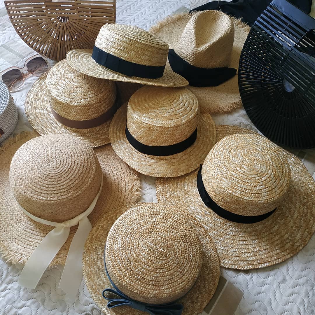 Как почистить шляпу. Соломенная шляпа. Шляпка из соломки. Шляпа из соломы. Плетеная шляпа.