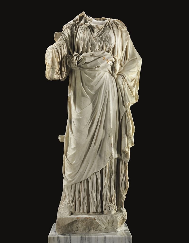 Хитон древняя Греция скульптура
