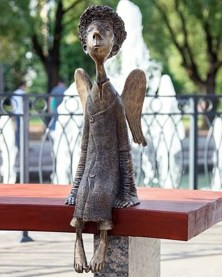 Петербургский ангел скульптура