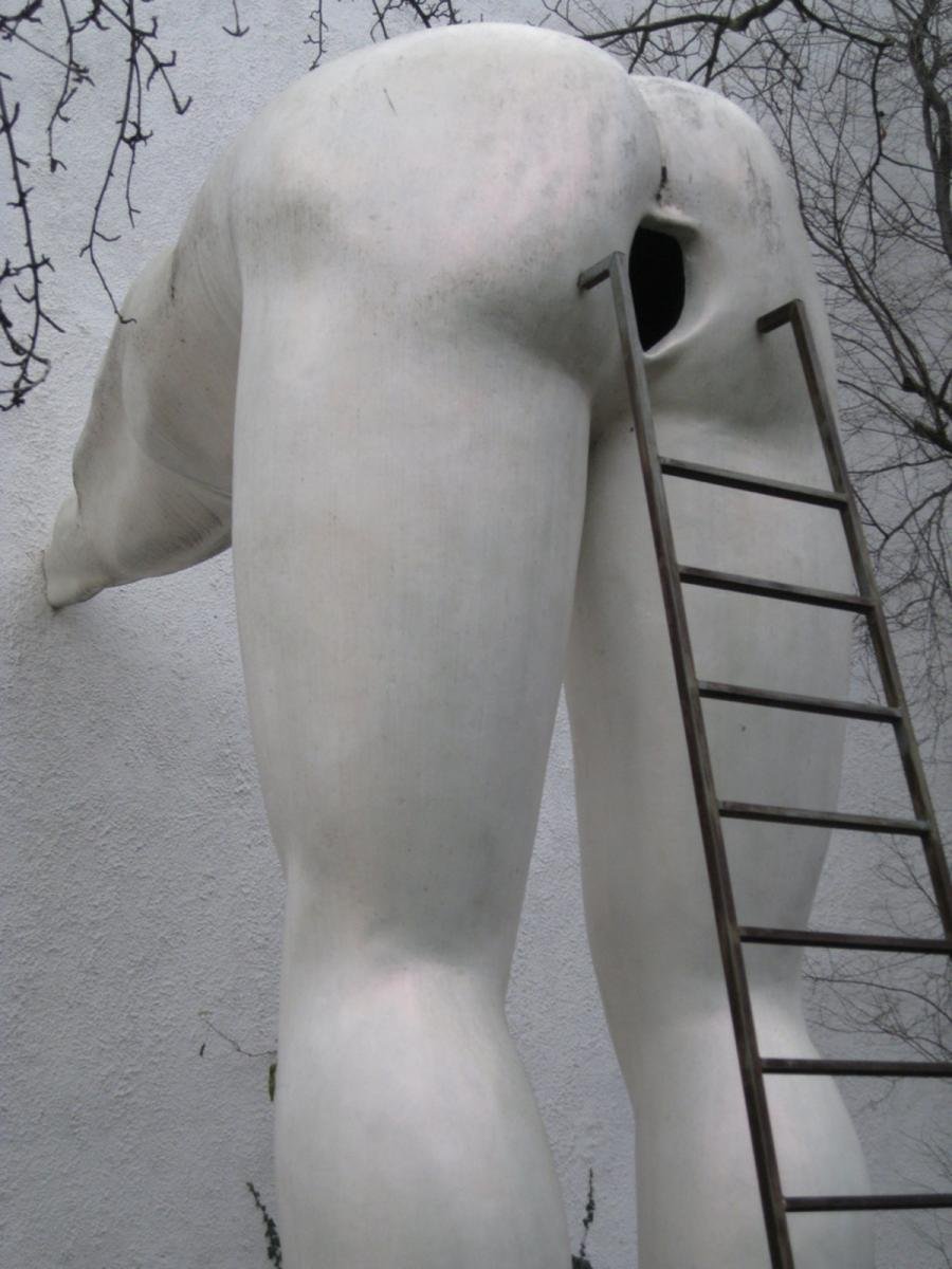 Памятник подхалимству в Праге
