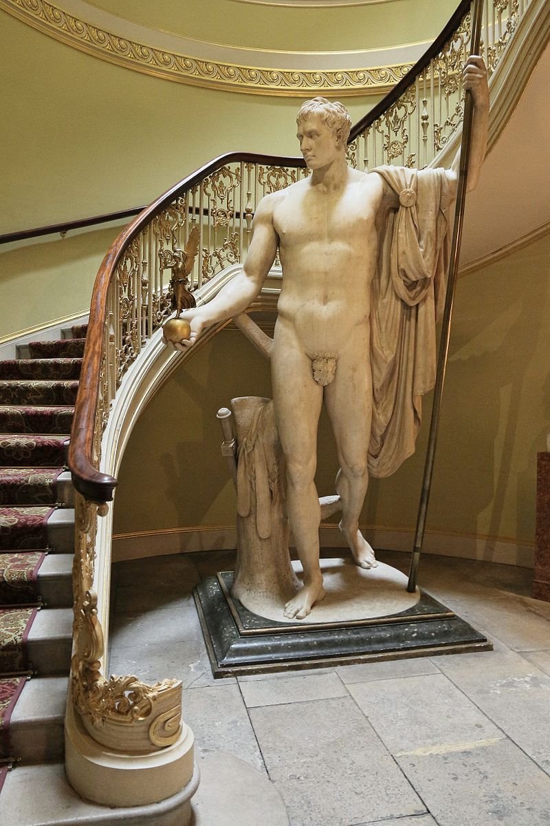 Скульптура Наполеона Канова