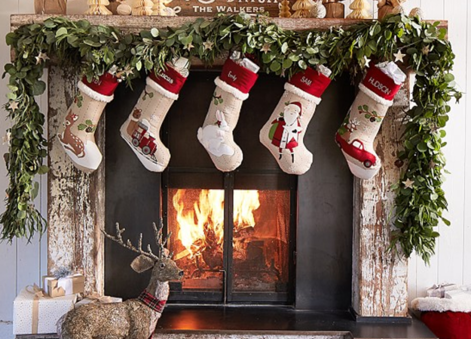 Рождественские носочки на камин