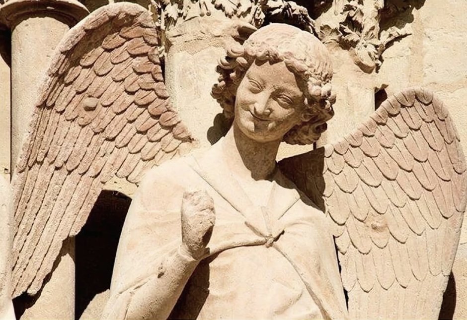 Улыбающийся ангел Реймский собор
