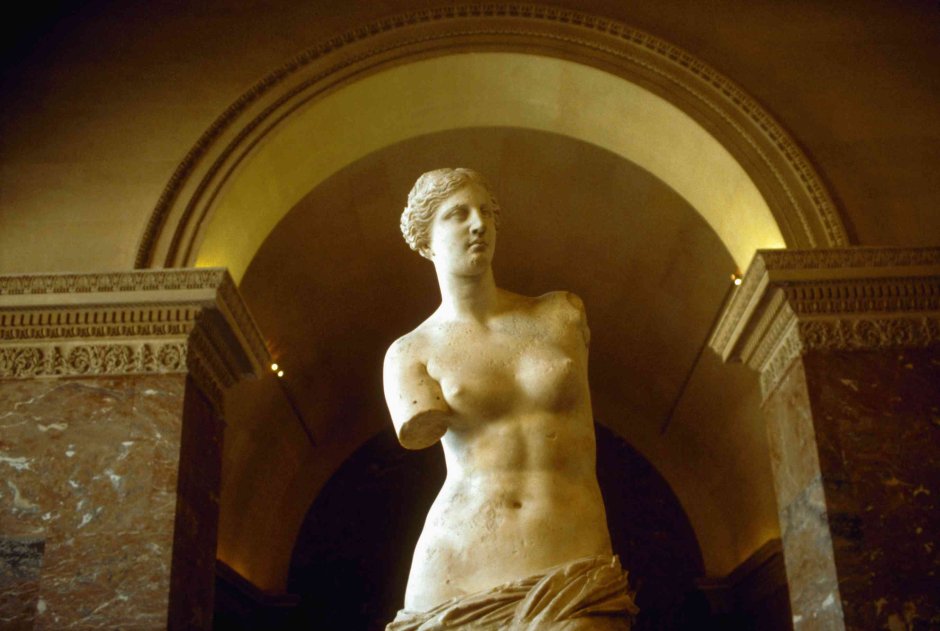 Статуя Афродиты Милосской