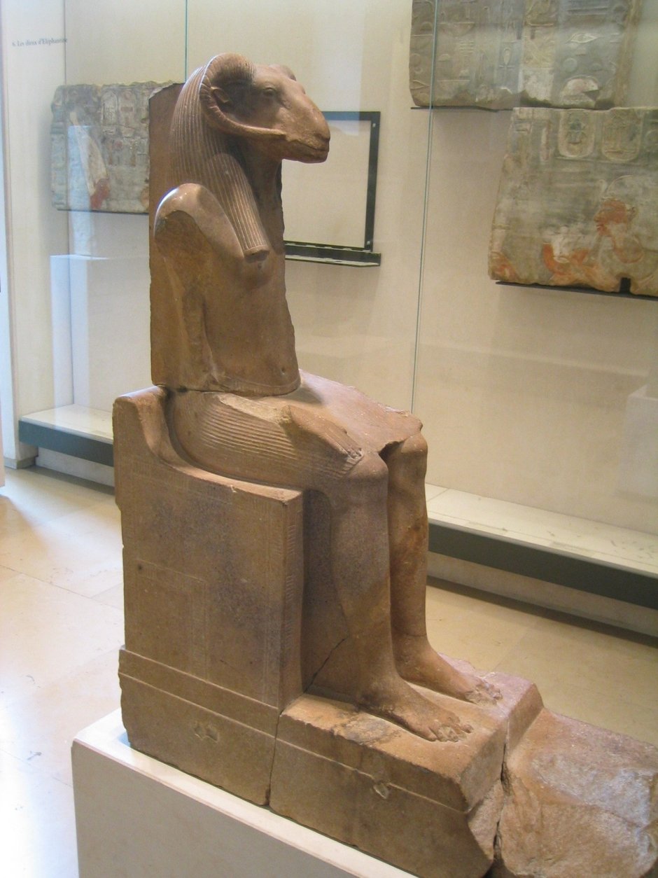 Сет Бог Египта статуя