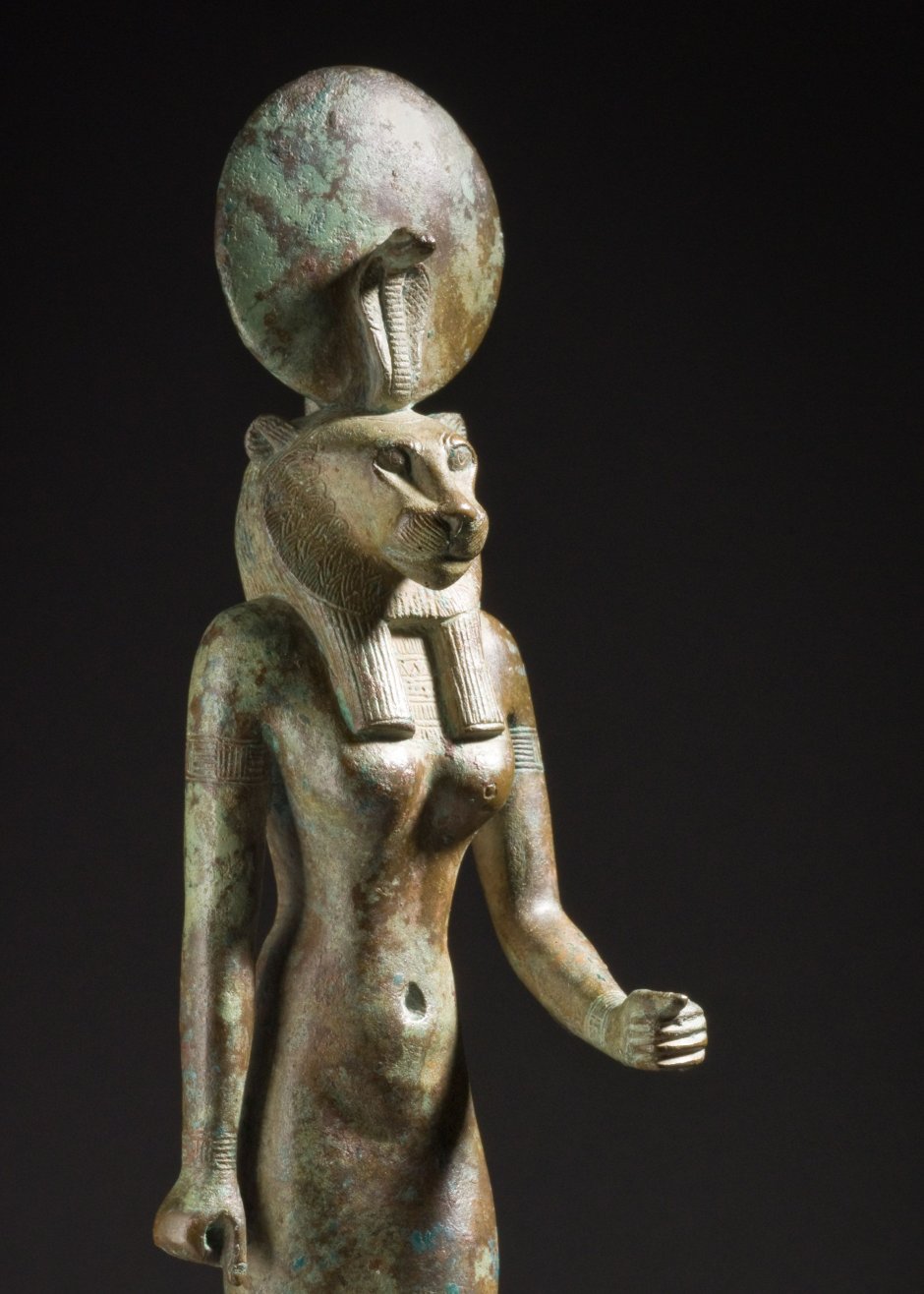 Осирис Исида скульптура Египет