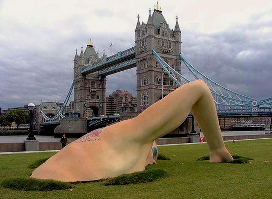 Самые шокирующие скульптуры мира