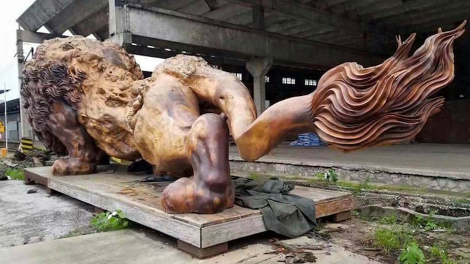 Восточный Лев деревянная скульптура
