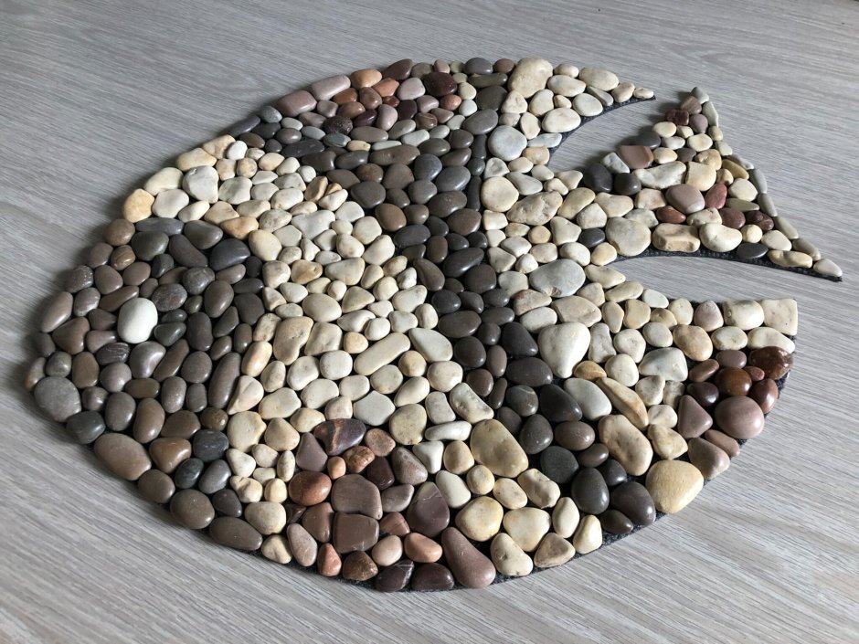 Декор из морских камней