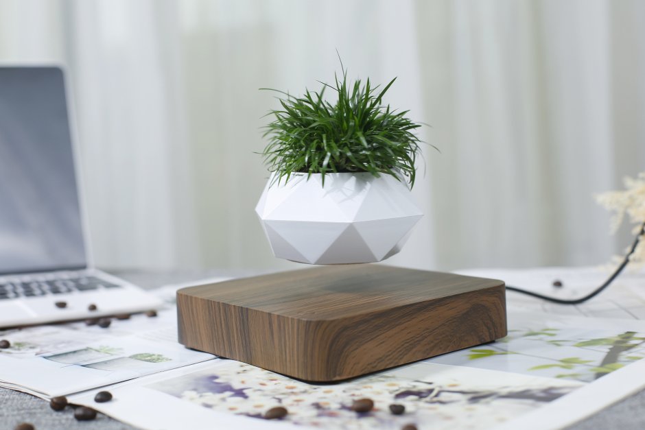 Levitating Air Bonsai Pot