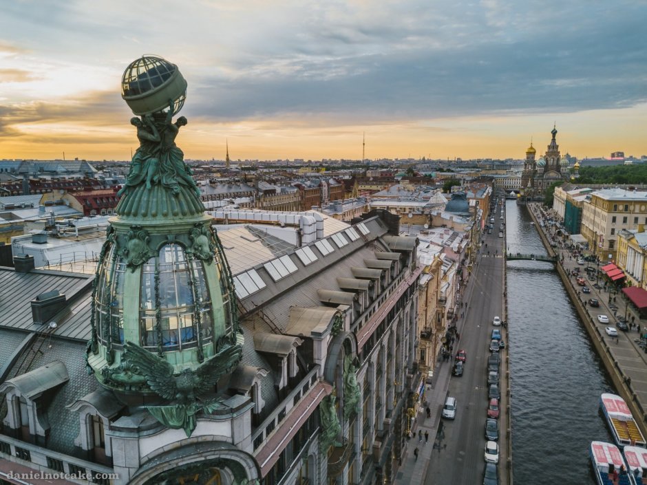 Санкт Петербург 18-19 века. Дом Зингера