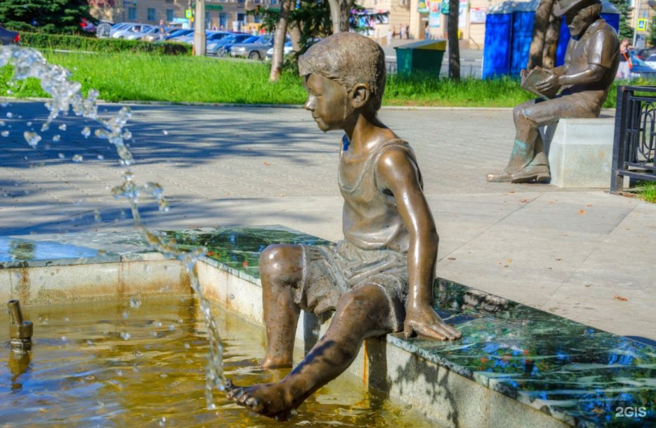 Комсомольск-на-Амуре парк Судостроителей фонтан