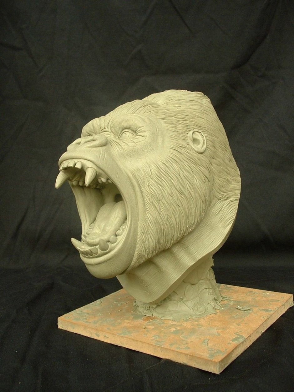 Голова быка скульптура
