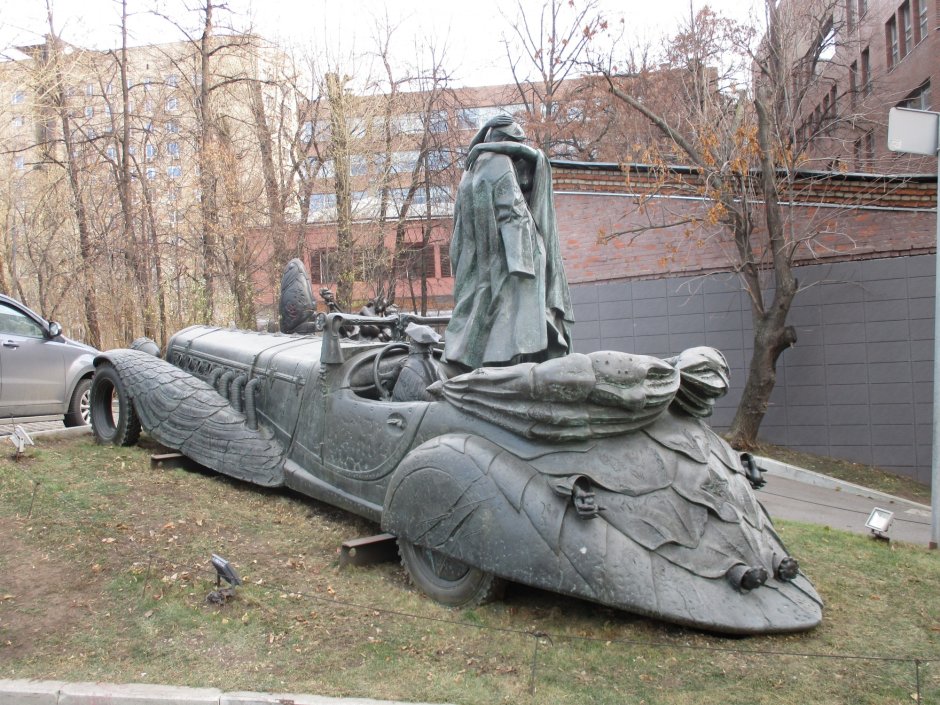Рукавишников памятник Булгакову