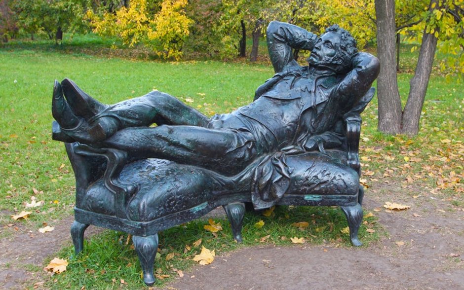 Скульптор а Рукавишников памятник Пушкину