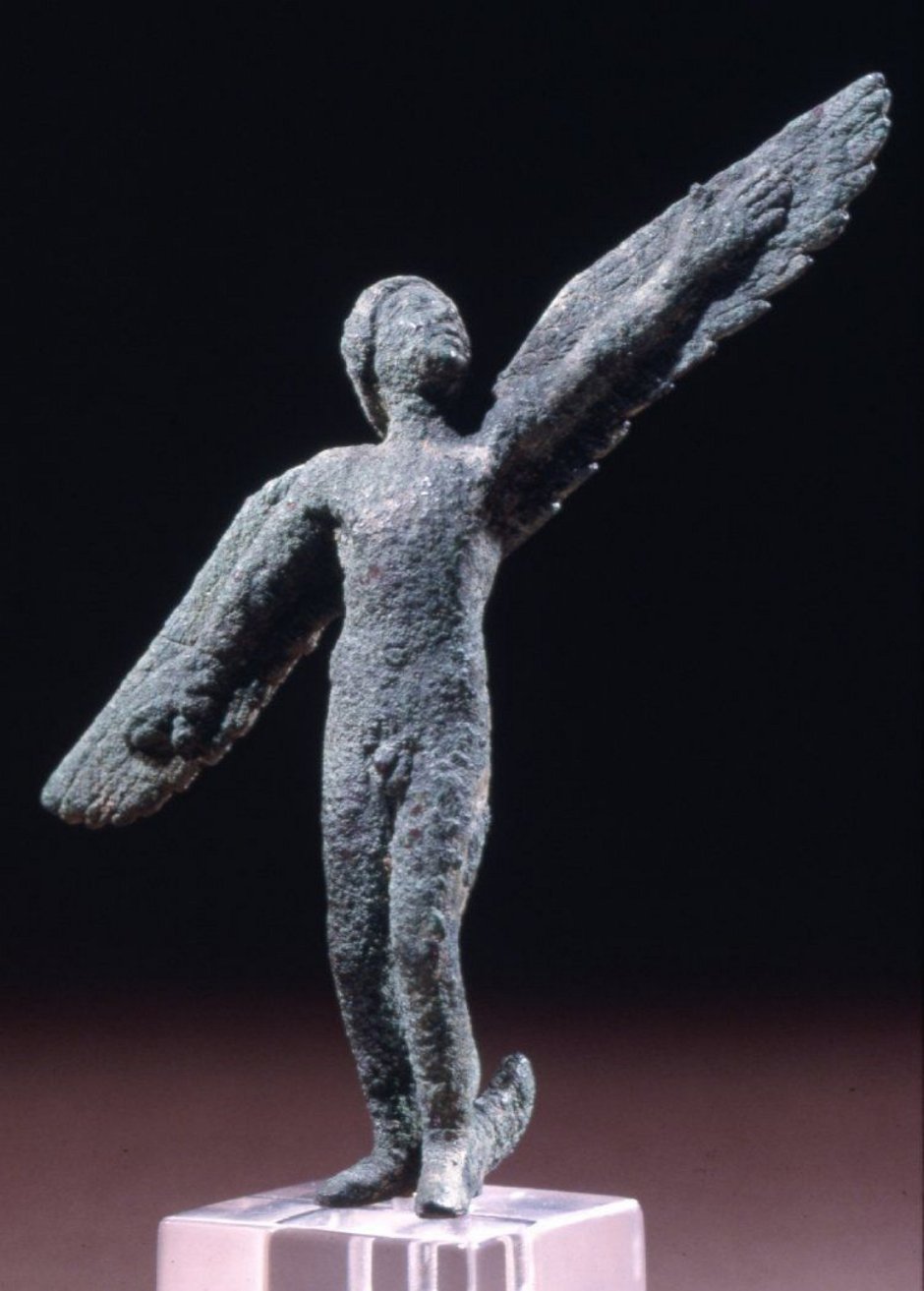 Икар скульптура древнегреческая