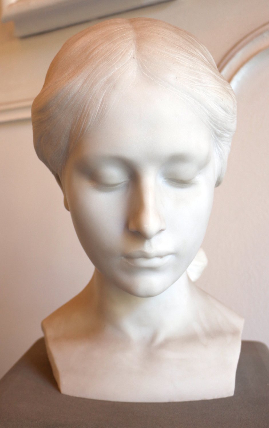 Венера Челлини статуя