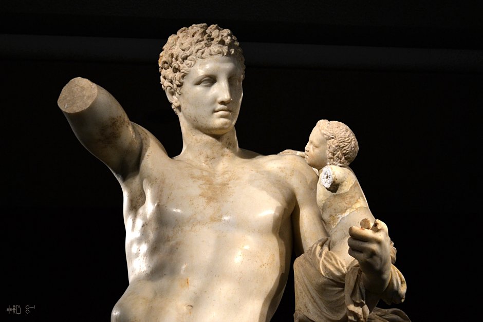 Гермес с Дионисом скульптура