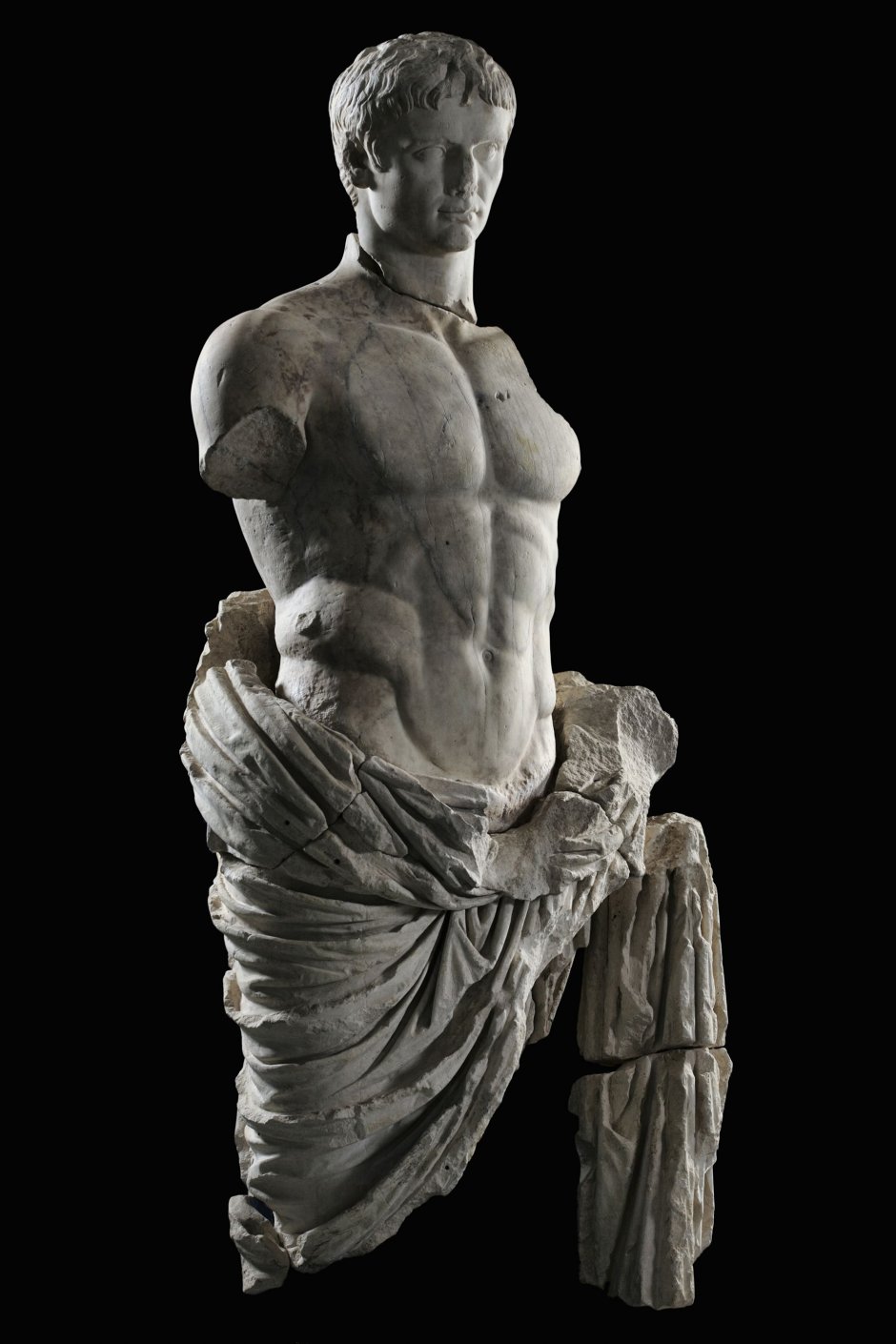 Рикардо Греческая статуя