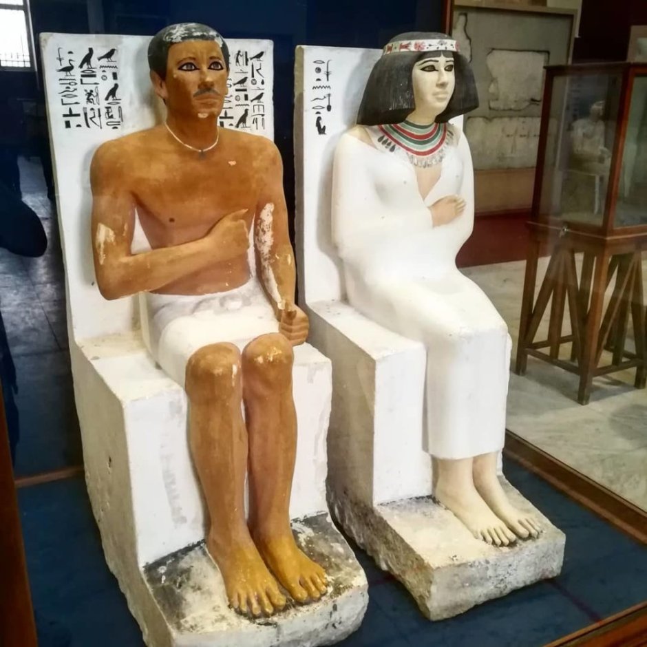Скульптура древнего Египта Вельможа и его жена