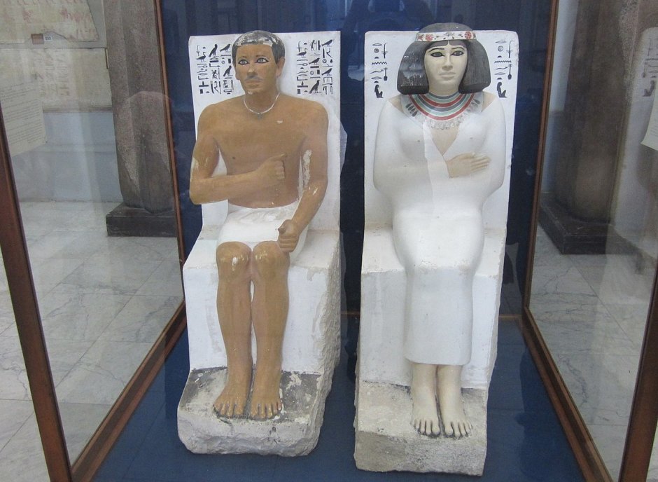 Скульптуры древнего Египта Рахотепа и его жены Нофрет