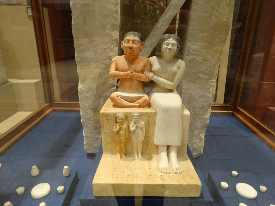 Скульптура мужчины древний Египет