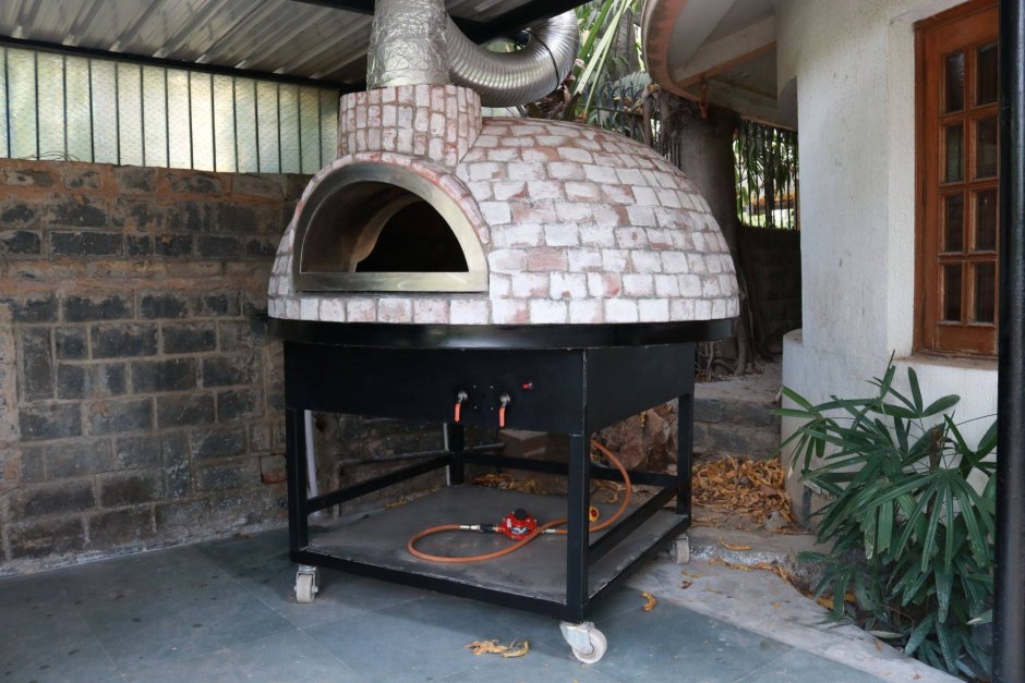 Каменная печь для пиццы