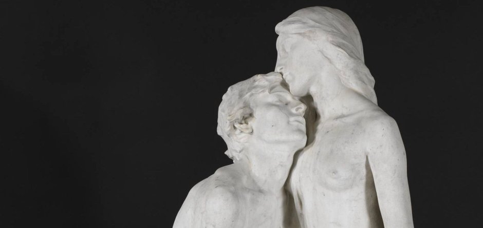 Античные скульптуры поцелуй