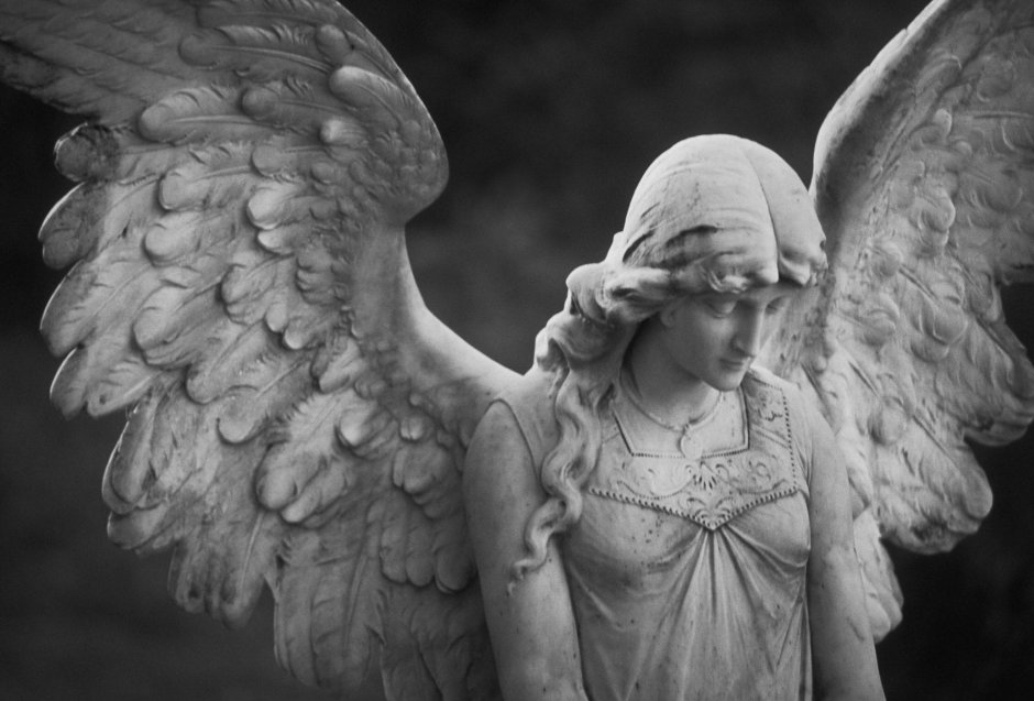 Скульптура «ангел»