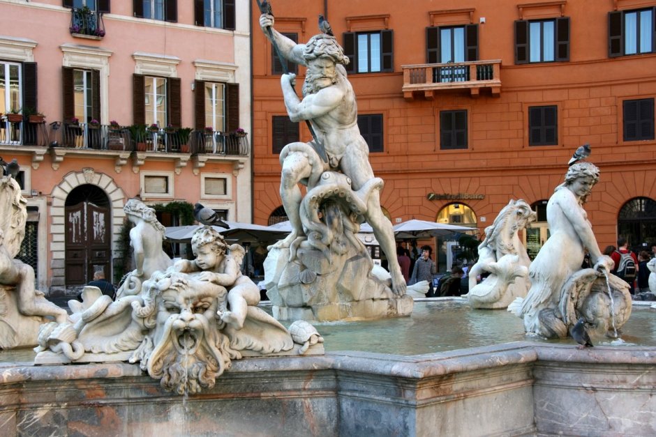 Фонтан ди Треви в Риме