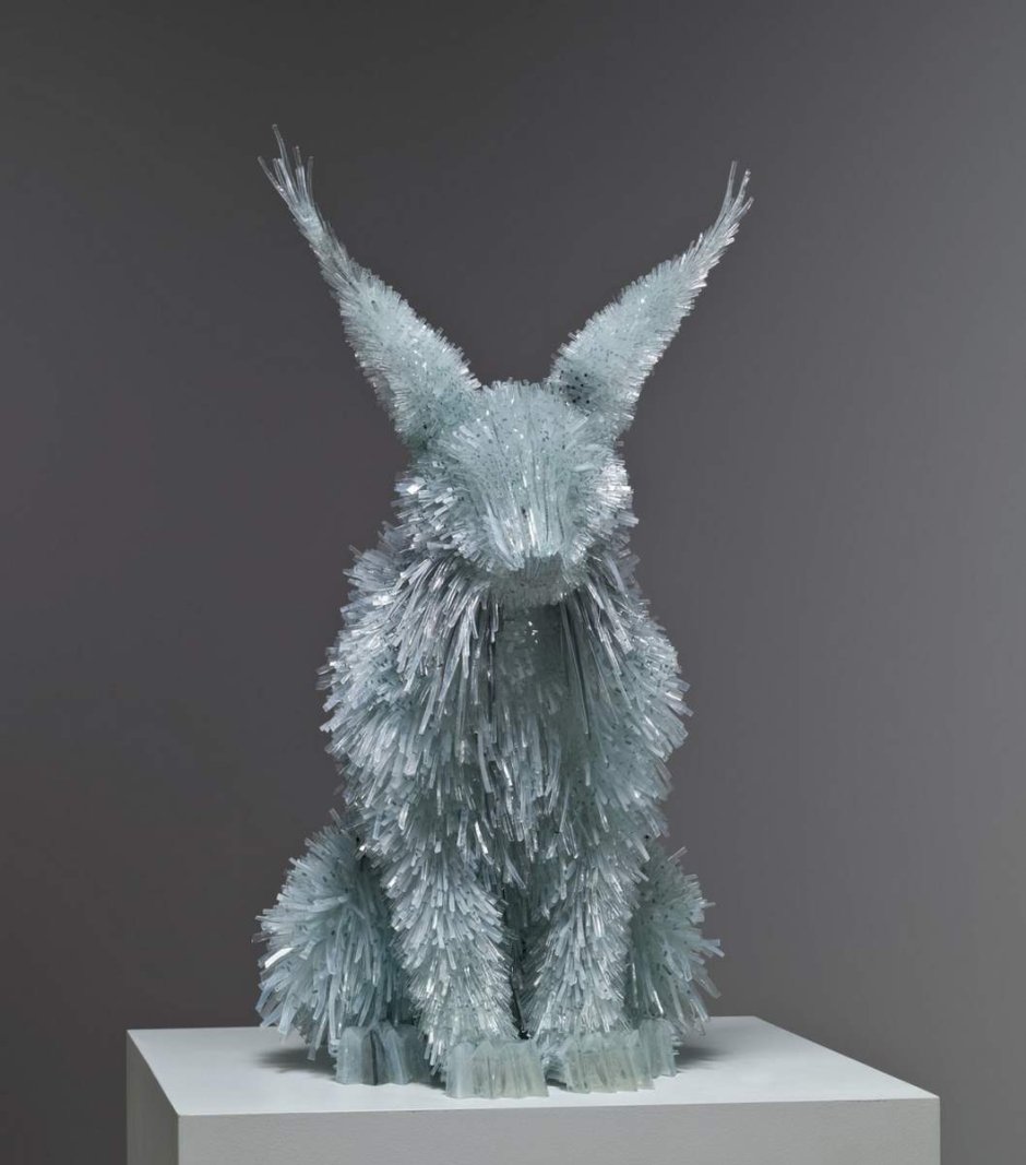 Скульптуры животных из осколков стекла от Марты Клоновской