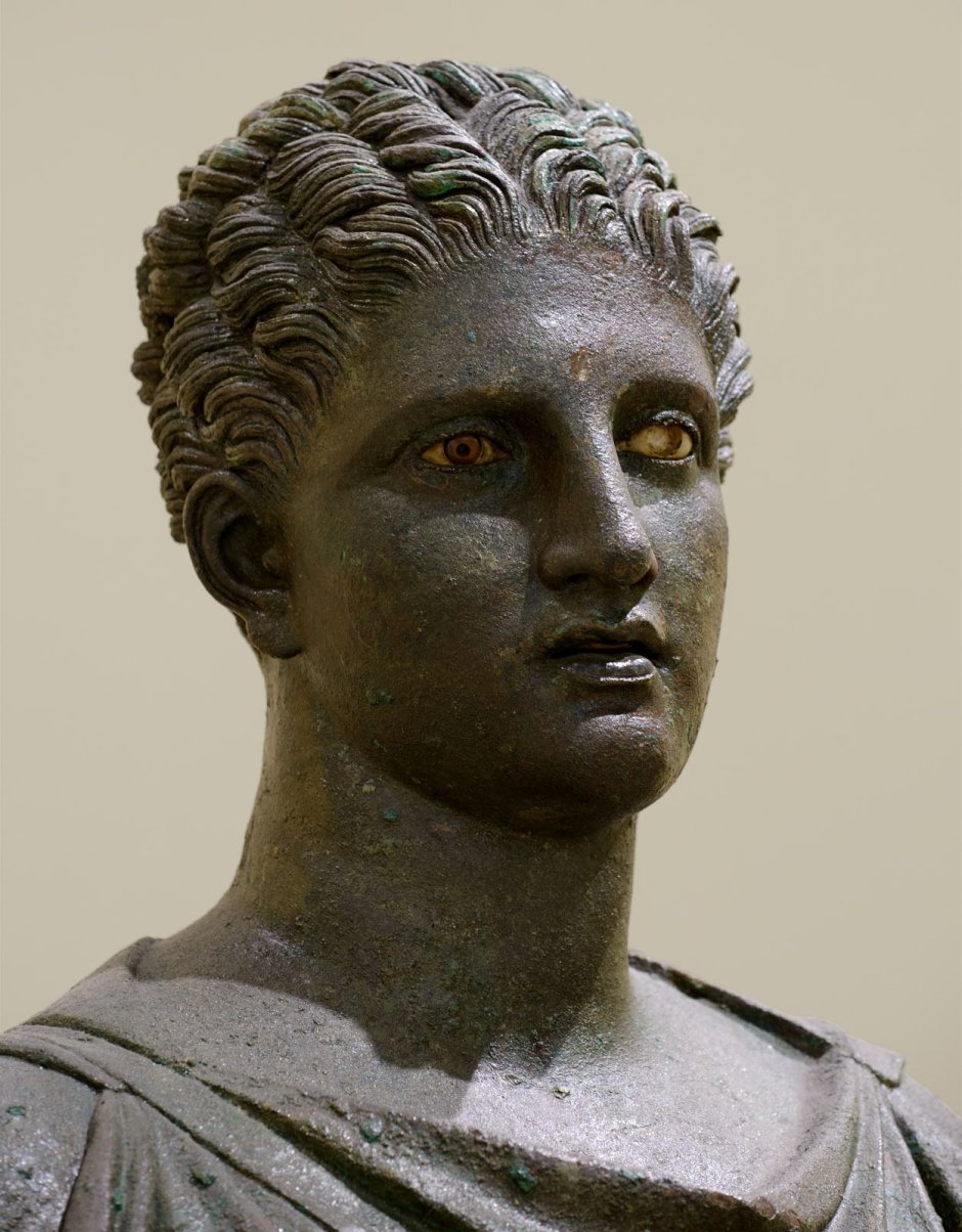 Статуя Артемида Пирейская