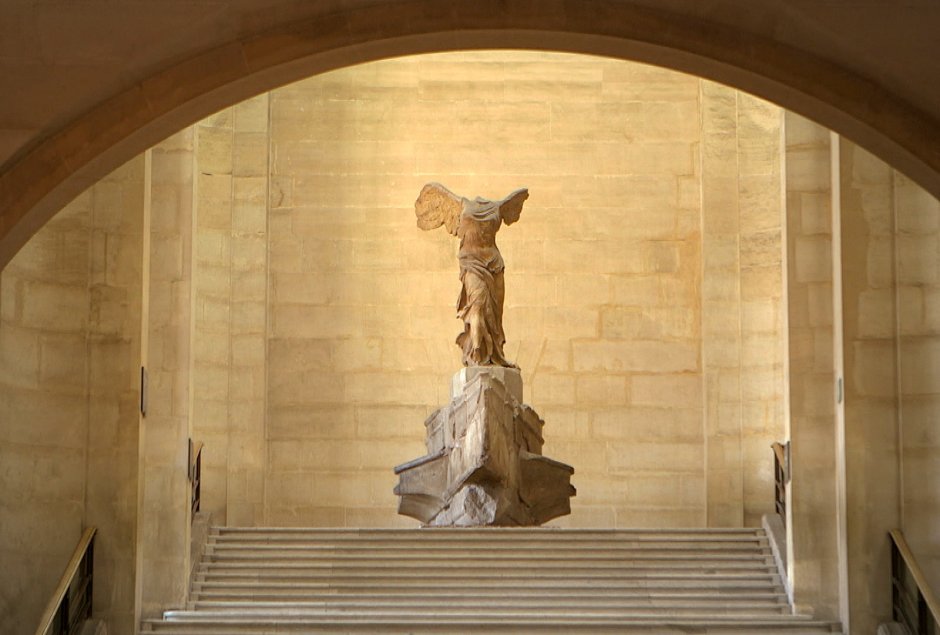 Статуя Ника Самофракийская Лувр