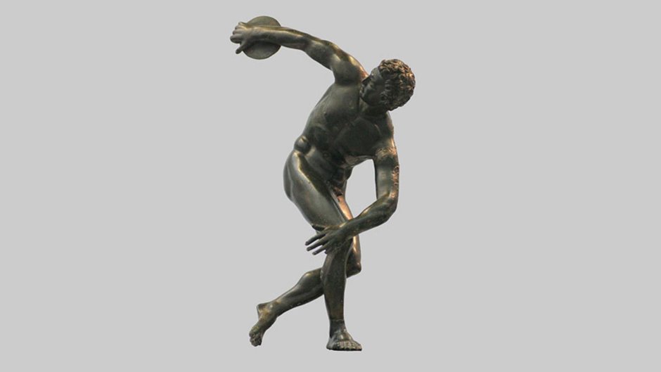 Скульптура марафонец в Омске