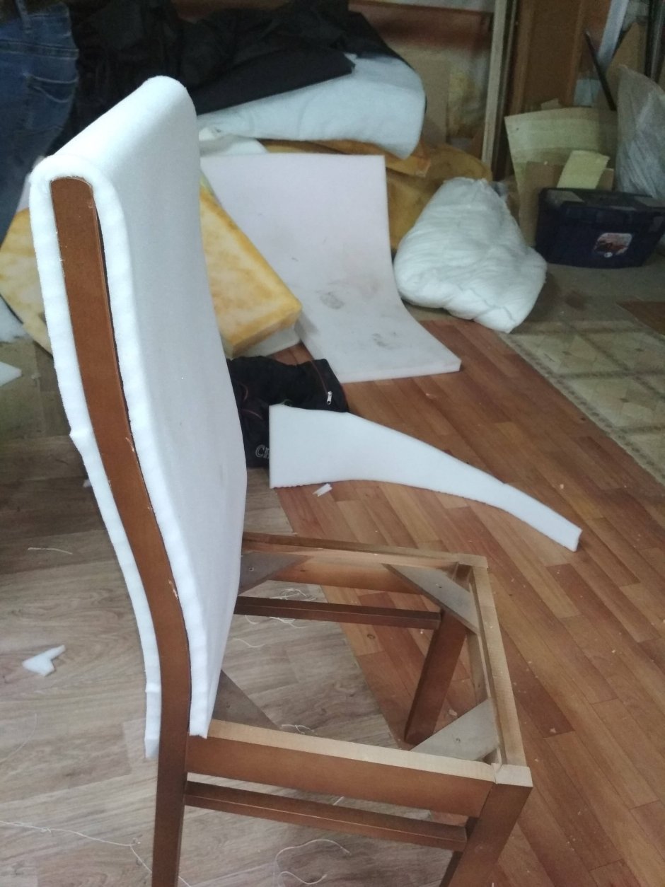 Обтяжка деревянных стульев