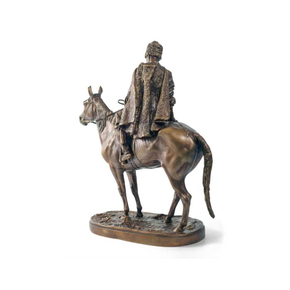 Лансере скульптор Кабардинская лошадь