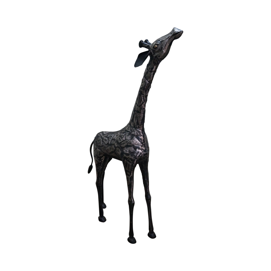 Реалистичная скульптура жирафа