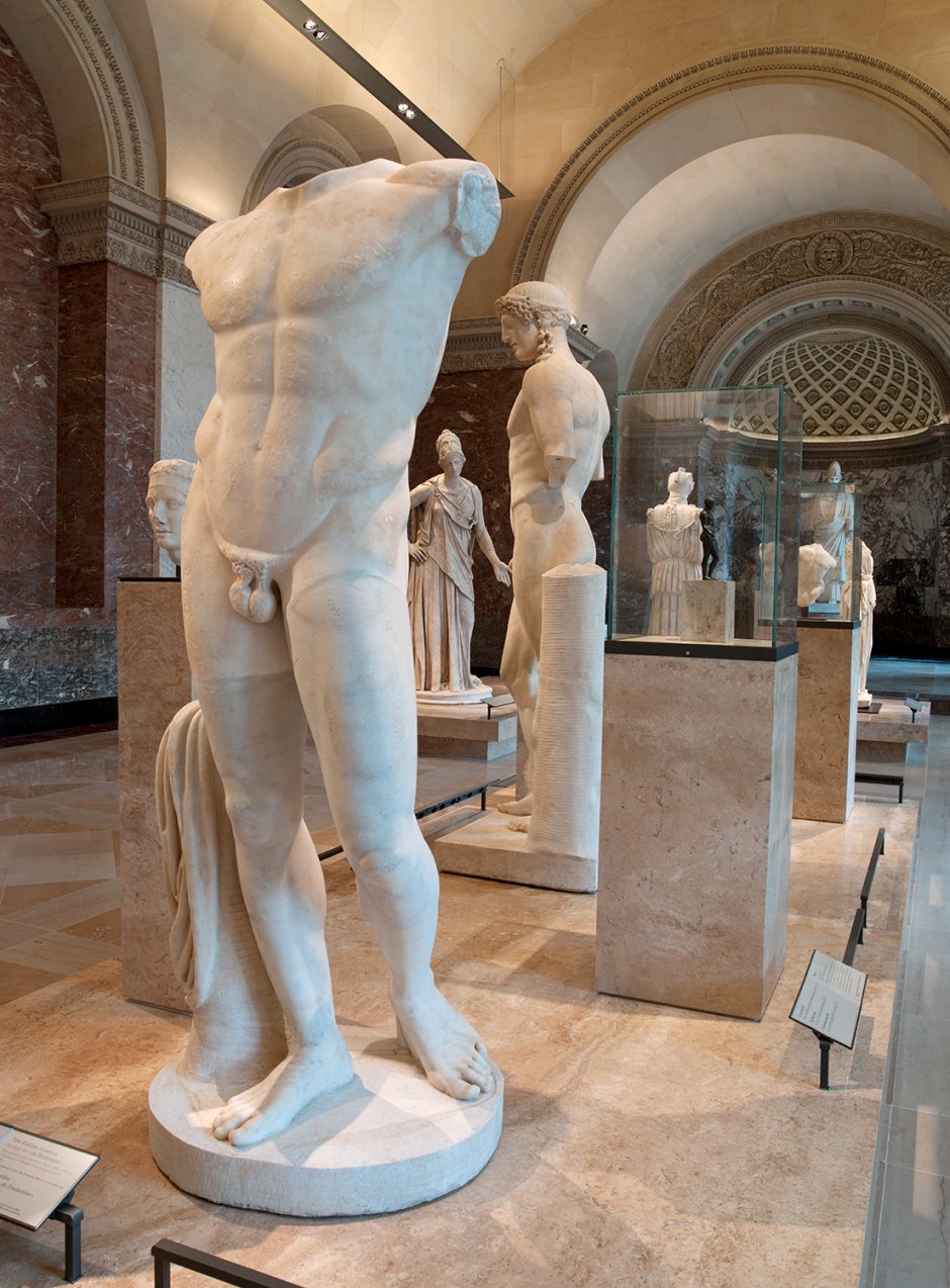 Лувр статуя Посейдона