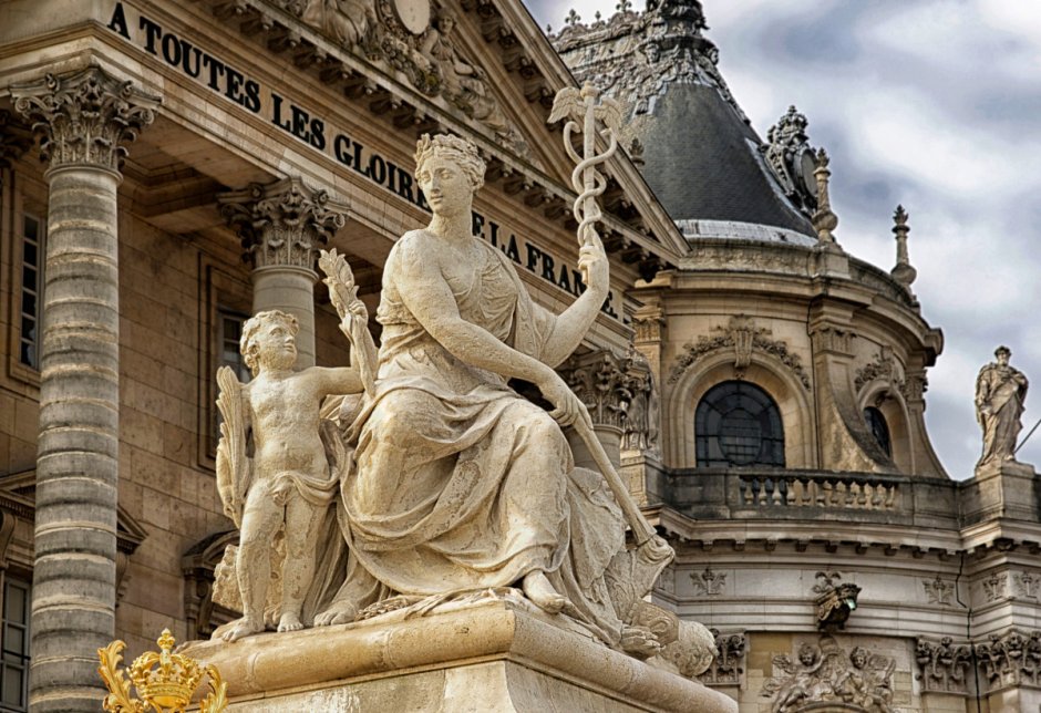 Версаль дворец Франция статуи