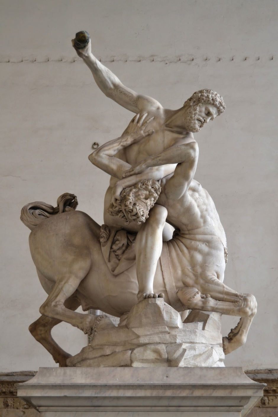 Геркулес и Диомед скульптура зал пятисот