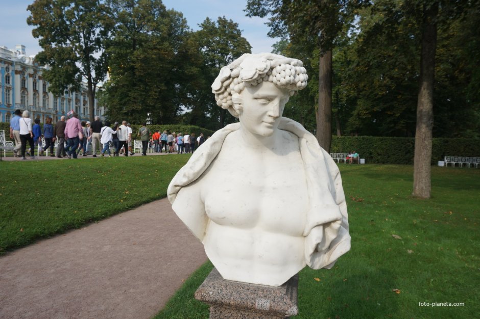 Закрытие скульптуры в Екатерининском парке