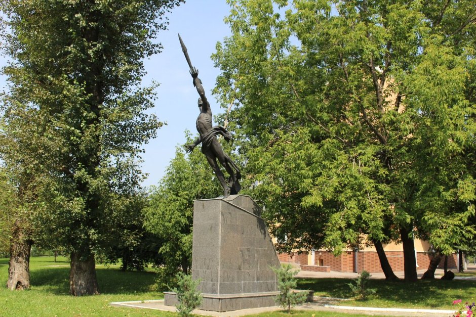 Скульптура к звёздам Екатерининский парк