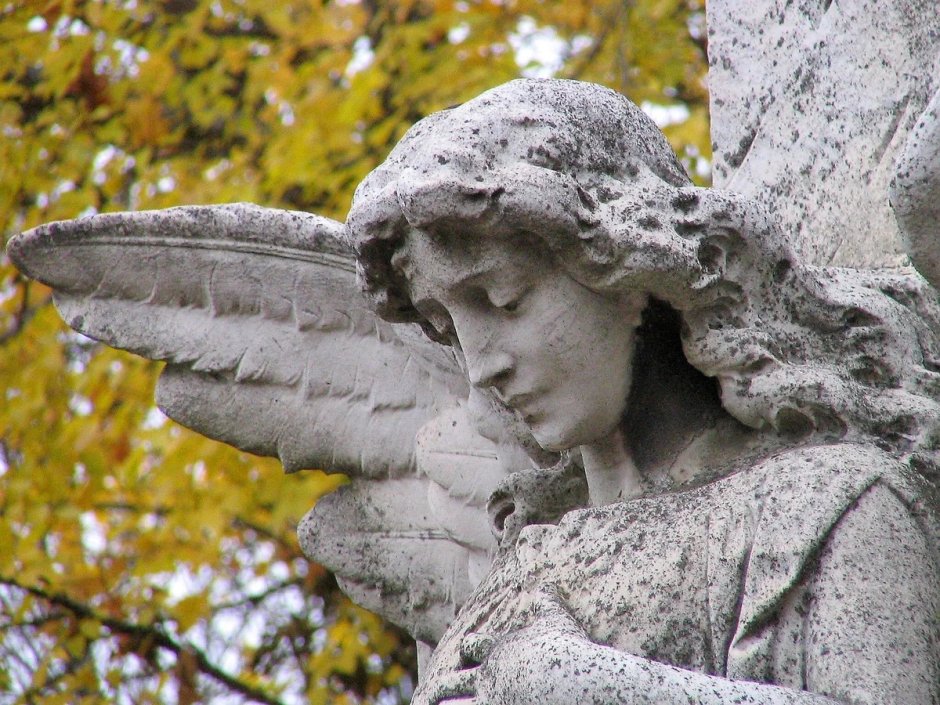 Статуя ангела Европы