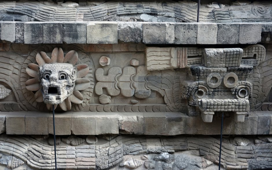 Теотиуакан храм пернатого змея