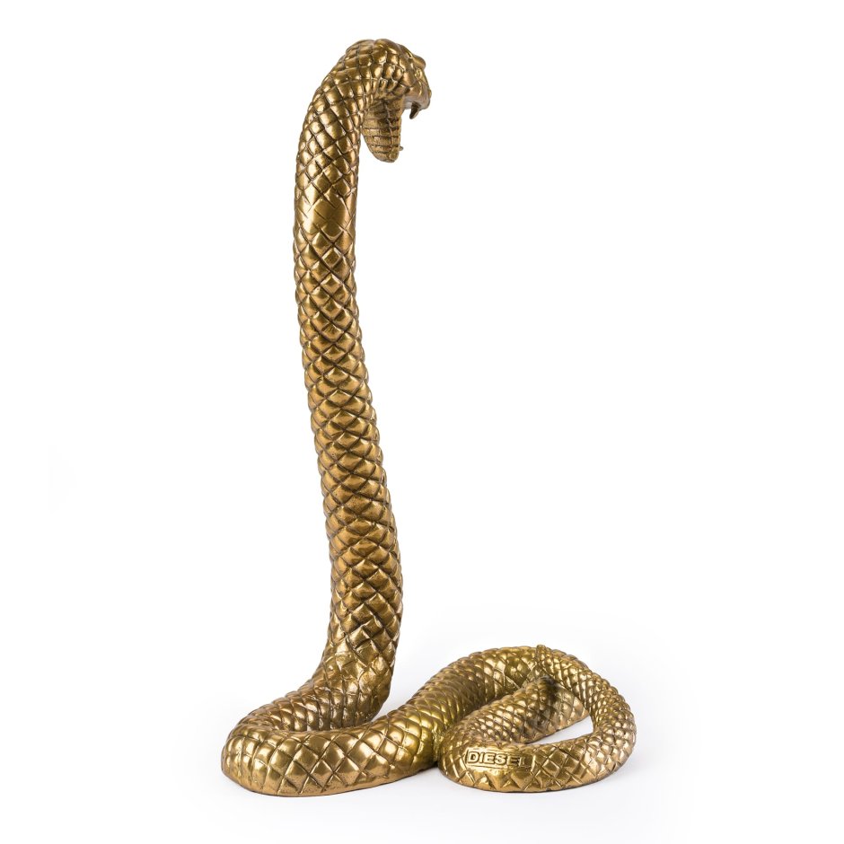 Змея статуя