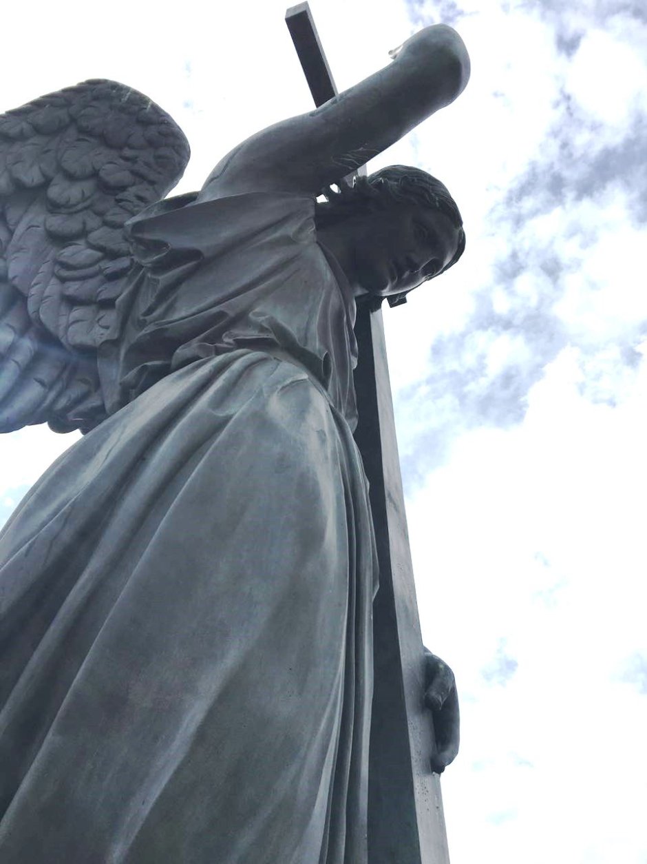 Александровская колонна фигура ангела