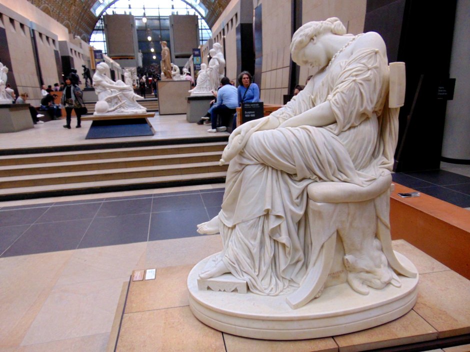 Скульптуры в музее Орсе Париж