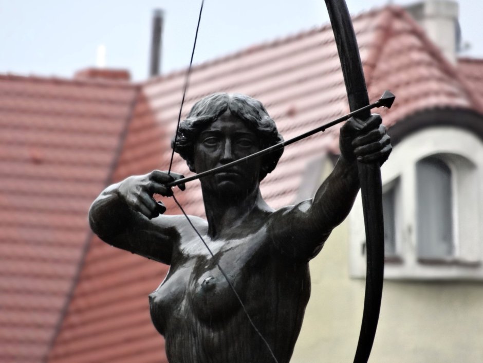 Статуя лучница Быдгощ
