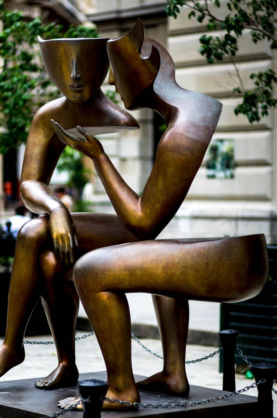 Современная городская скульптура
